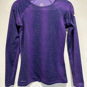 Nike Women’s DriFit Ling Sleeve Shirt